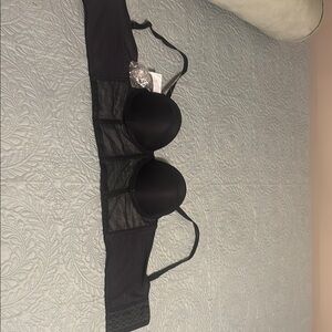 Black Lace Underwire Bra